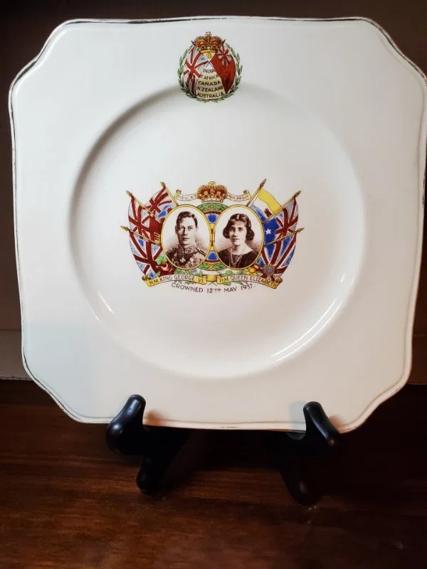 Vintage Plate - George VI's Coronation image indicator(6)