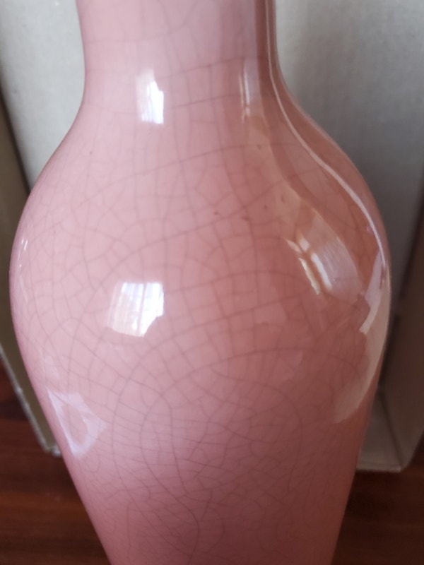 vintage tall pink vase - photo 3