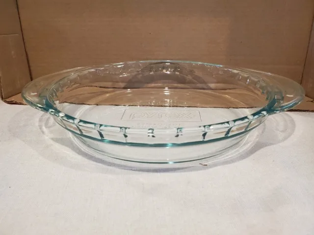 Pyrex Pie Plates image indicator(3)