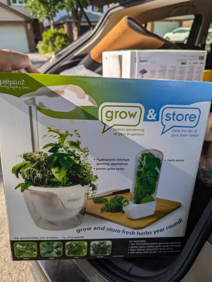 Prepara grow and store hydroponic herb savor