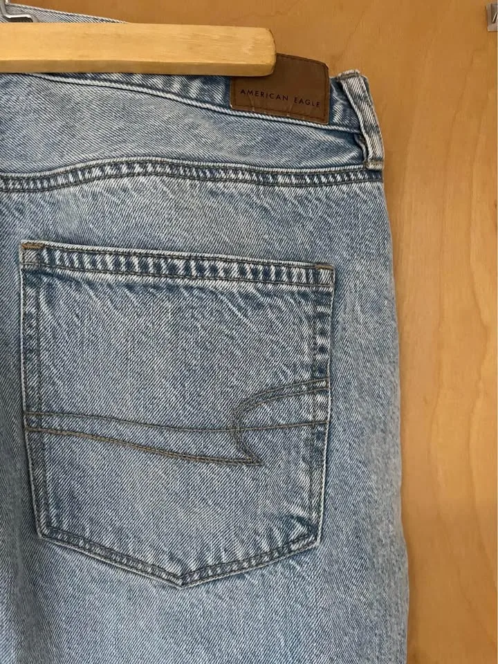 Ladies American Eagle Jeans image indicator(5)