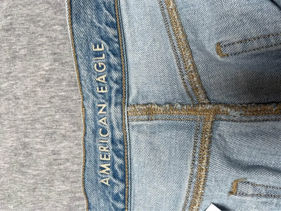 Ladies American Eagle Jeans image indicator(6)