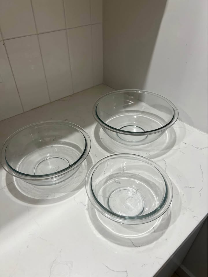 Set of 3 glass Pyrex bowls - photo 2