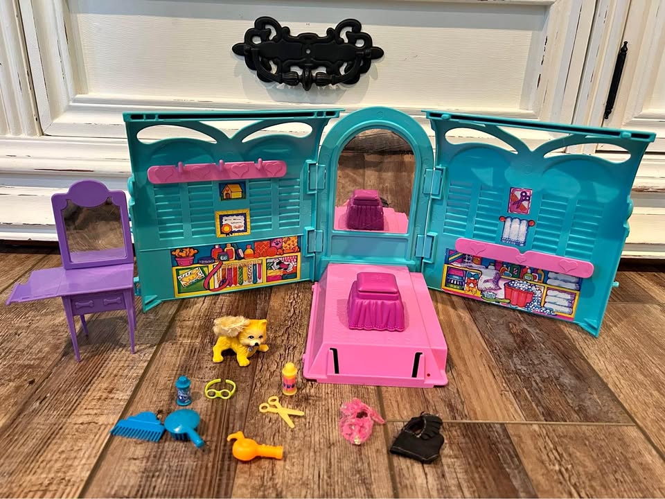 Vintage Littlest Pet Shop Star Styles Pet Salon
