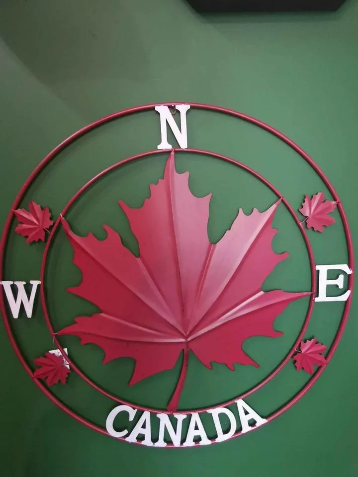 Garden Metal Wall Art(Red Maple Leaf Compass) image indicator(2)