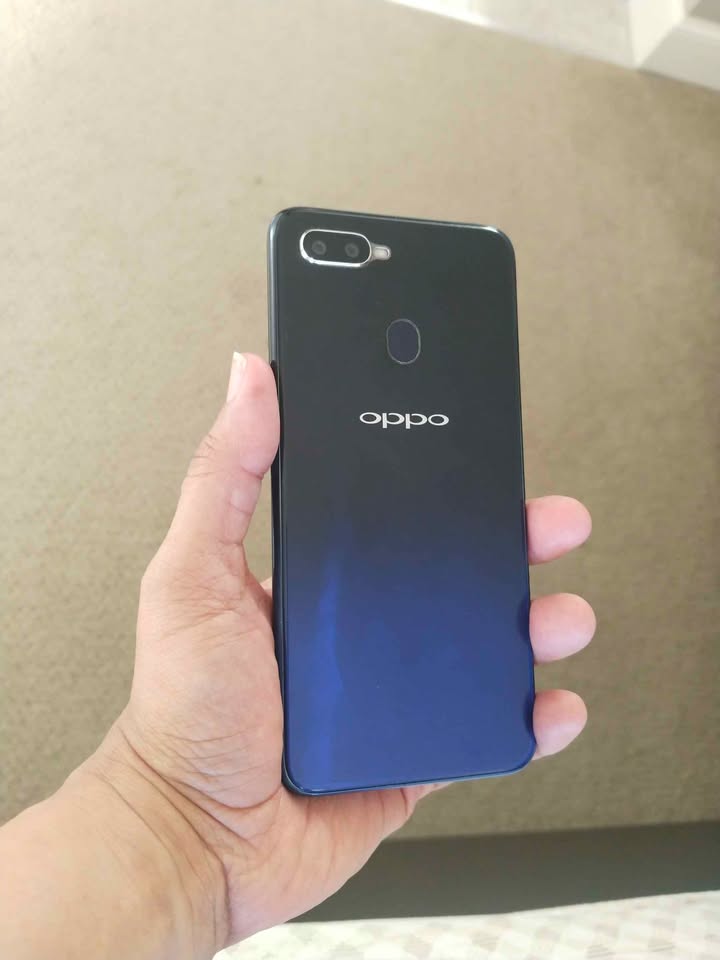 Oppo unlocked smart mobile phone - photo 3