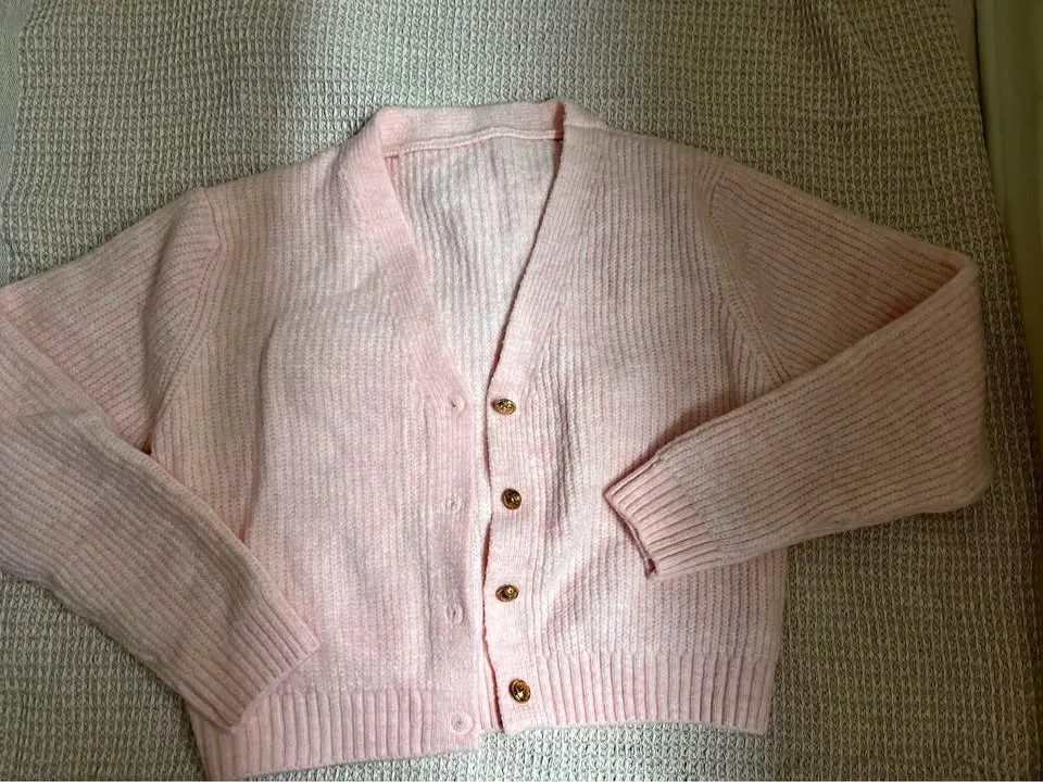 Pink cardigan woman