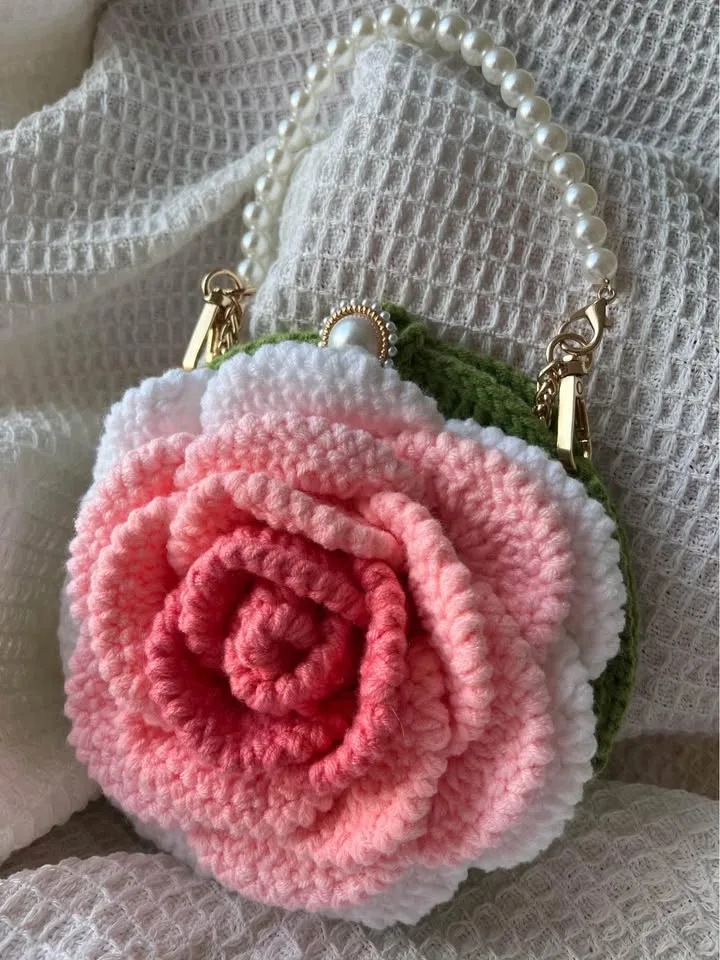 Crochet Flower Phone bag image indicator(3)