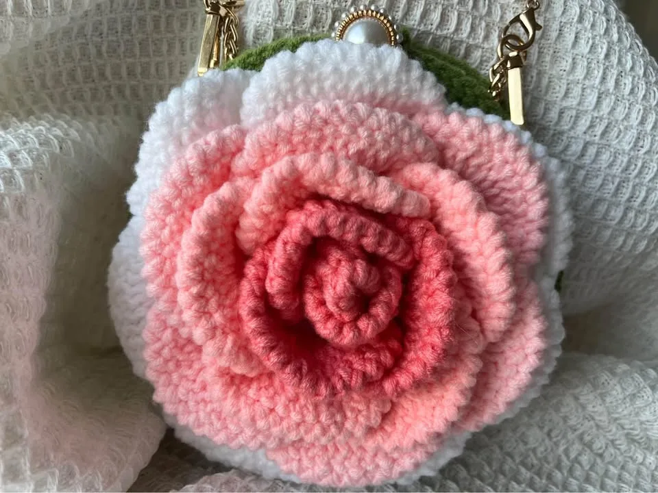 Crochet Flower Phone bag image indicator(4)