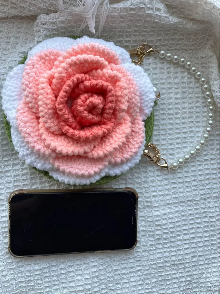 Crochet Flower Phone bag image indicator(9)