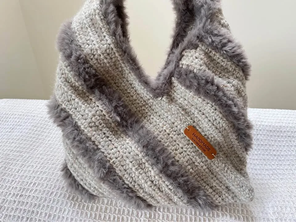 Crochet handbag with faux fur image indicator(5)
