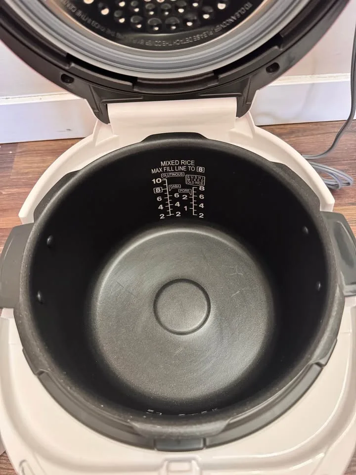 Cuckoo | rice cooker 10 Cup Electric Heating Pressure Cooker image indicator(9)