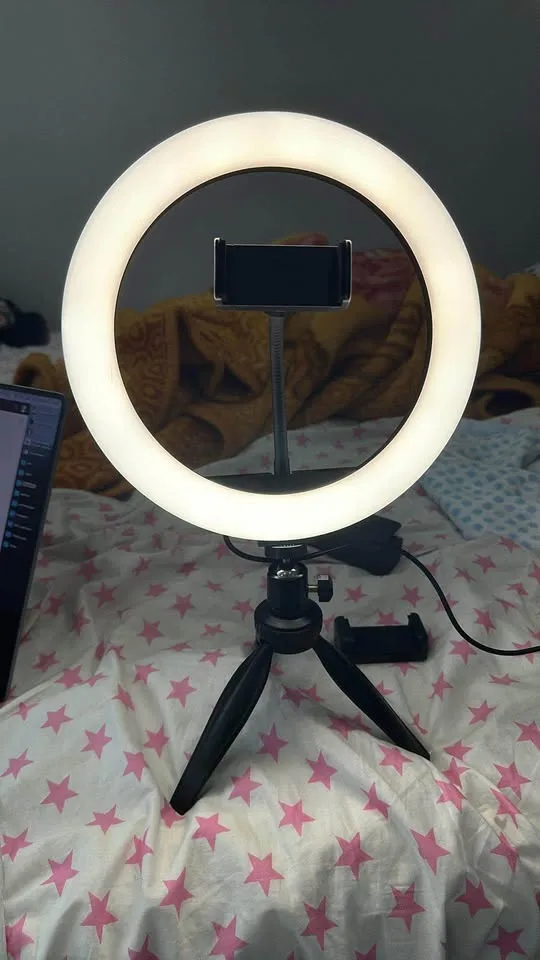 Ring Light with Tripod Stand image indicator(6)