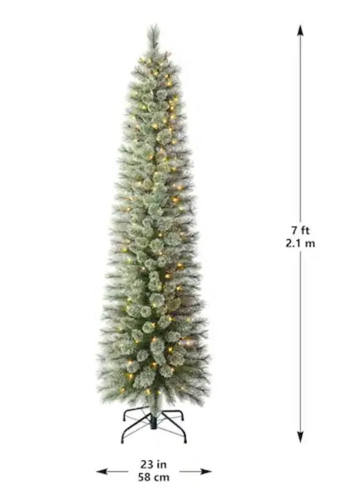 7ft Pre-Lit Cashmere Christmas Tree - Ashland image indicator(3)