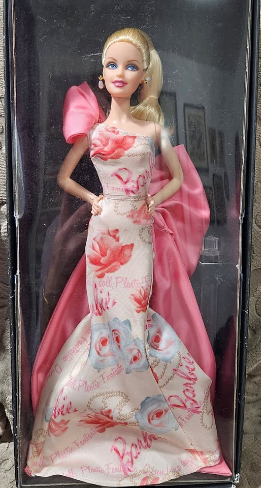 Rose Splendor Barbie - Barbie Collector Pink Label - Avon