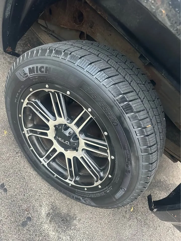 6lug helo wheels 20” 6x139 image indicator(3)