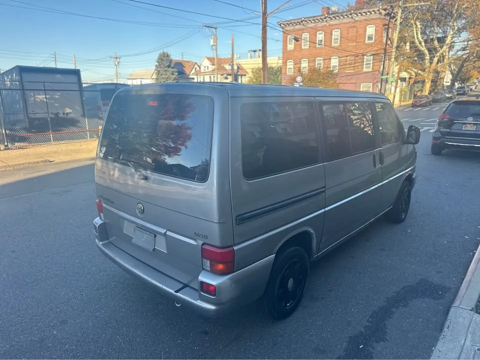 2000 Volkswagen Eurovan · MV Minivan 3D image indicator(5)