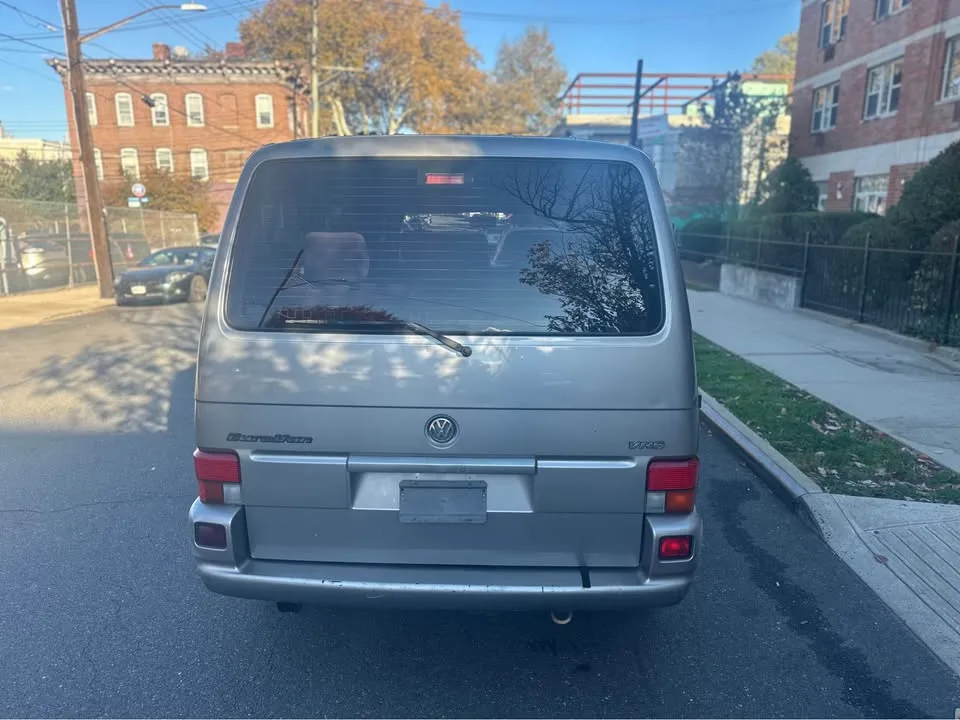 2000 Volkswagen Eurovan · MV Minivan 3D image indicator(6)