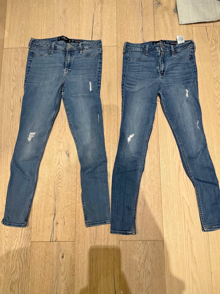 Ladies Hollister legging jeans