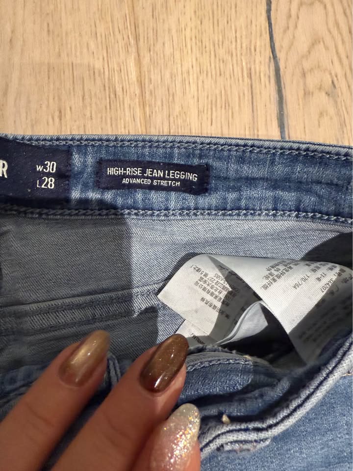 Ladies Hollister legging jeans - photo 4