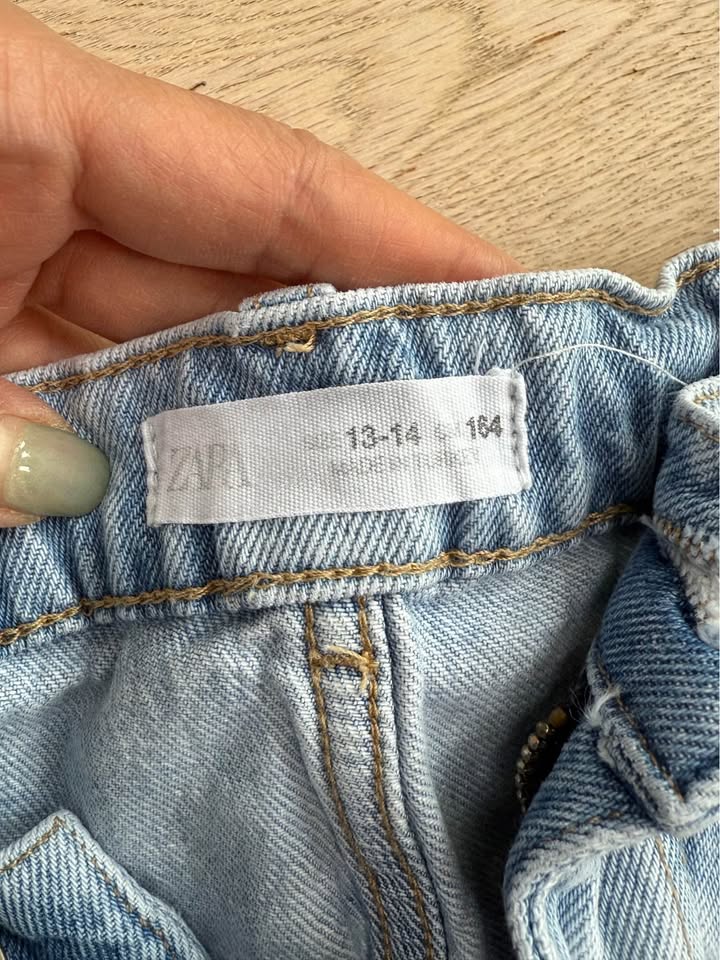 Girls teens old navy Zara stretchable denim shorts - photo 4
