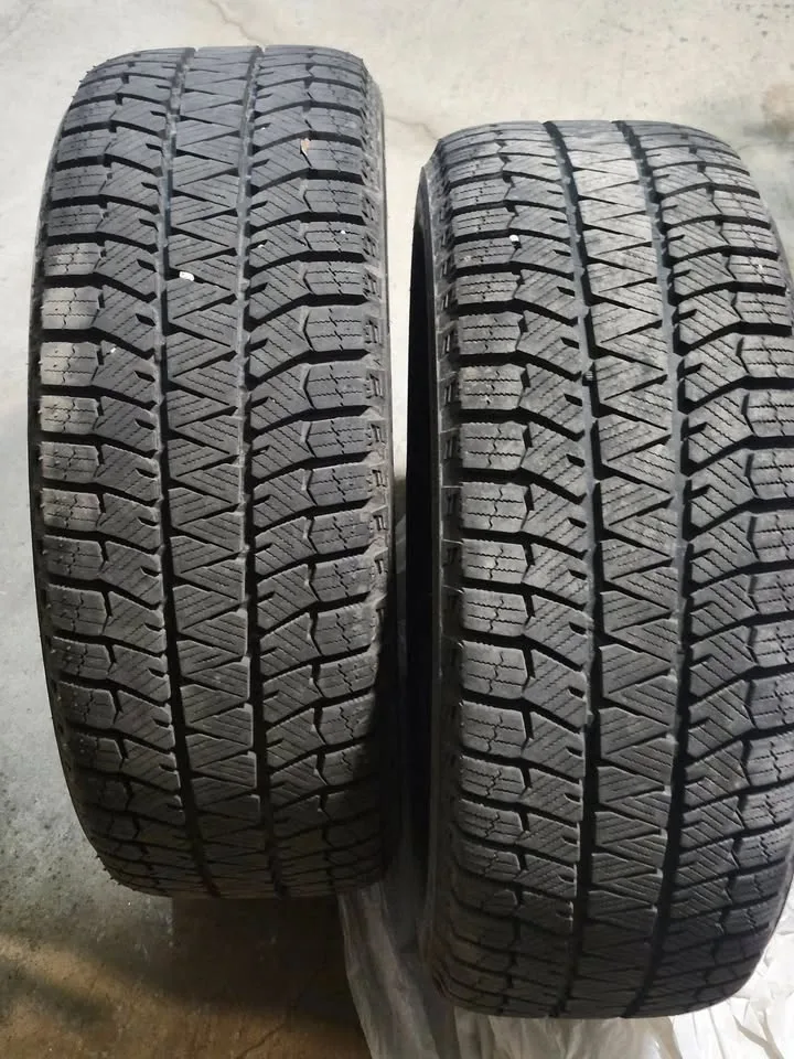 4 Bridgestone Blizzak Winter Tires on Rims – For Toyota Corolla image indicator(8)