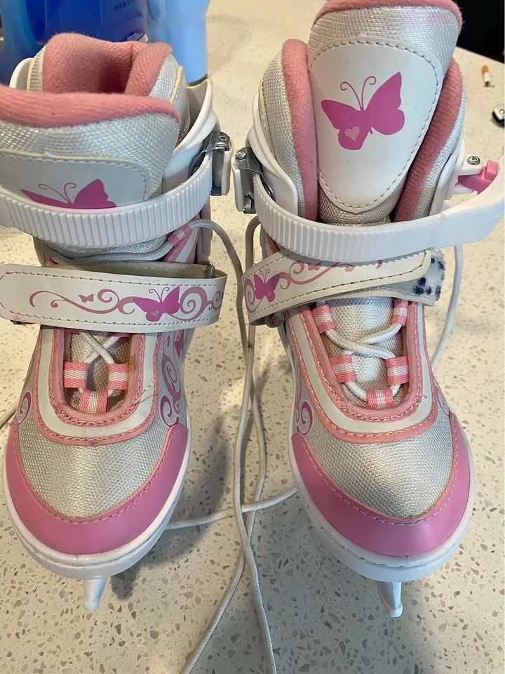 Girls adjustable ice skates thumbnail