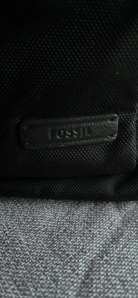 Fossil back pack image indicator(7)