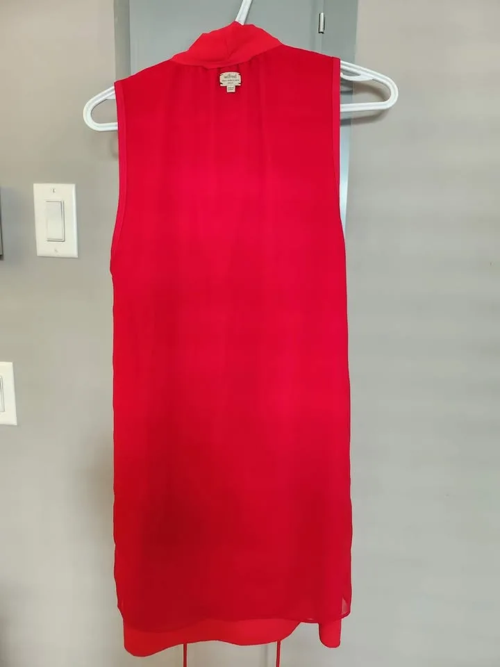 Red Wilfred dress image indicator(2)