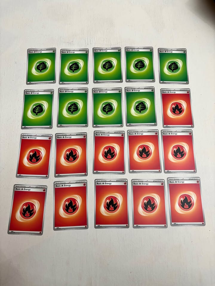 Pokémon Scarlet and Violet Energy Cards 68 total