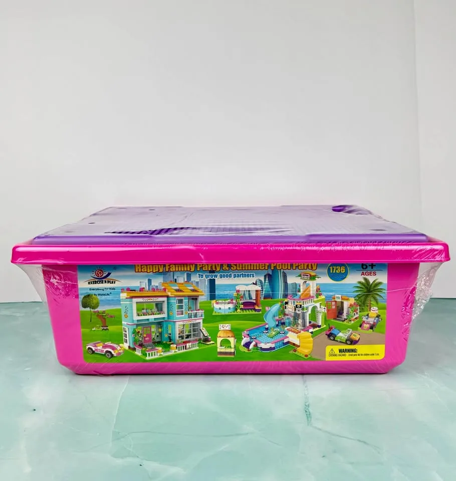 Friends House Pool Party Building Kit 1736 PCS