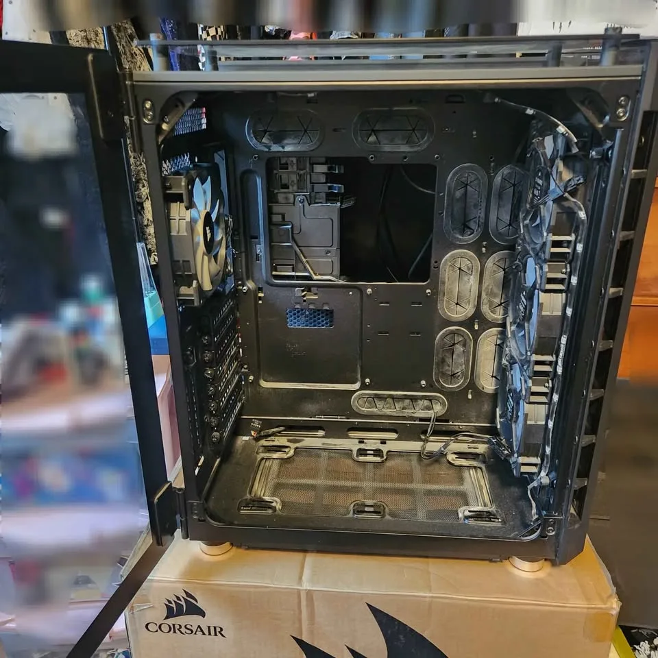 Corsair 680X PC Case image indicator(2)