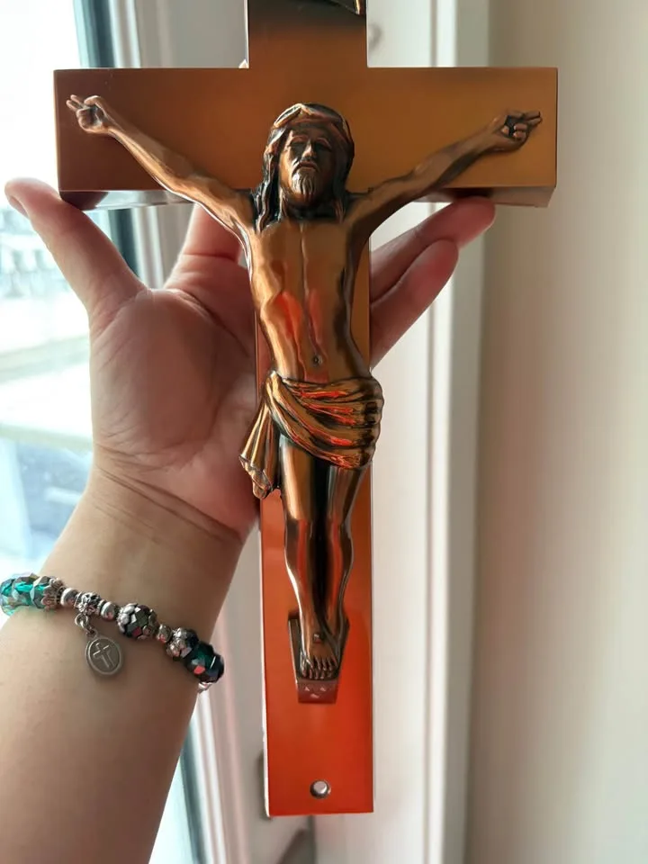 Vintage Parsons Bronze Crucifix image indicator(3)