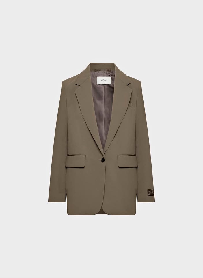 Aritzia Generation Blazer Size 10 NWT