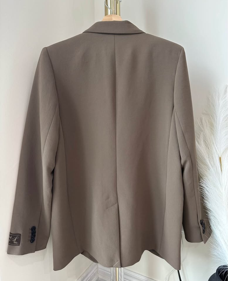Aritzia Generation Blazer Size 10 NWT - photo 4