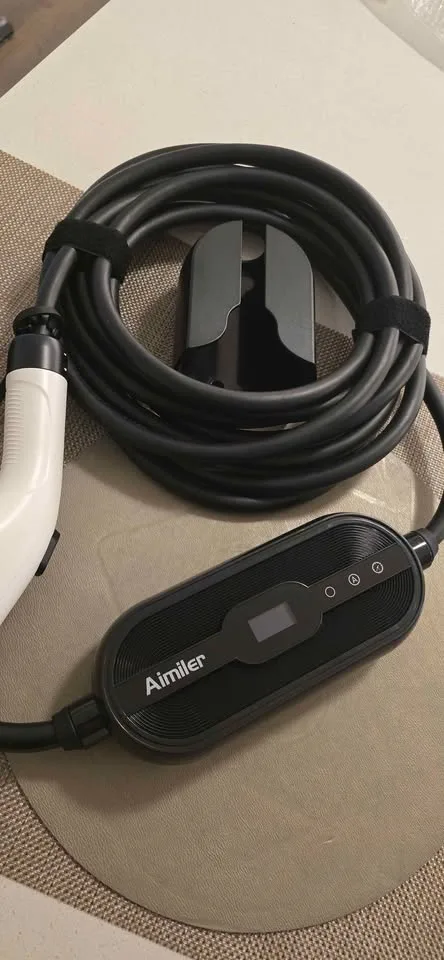 Level 2 Electric Vehicle (EV) Charger image indicator(3)