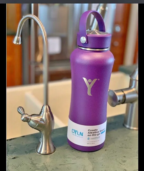The VitaBeads Diffuser within the DYLN bottle