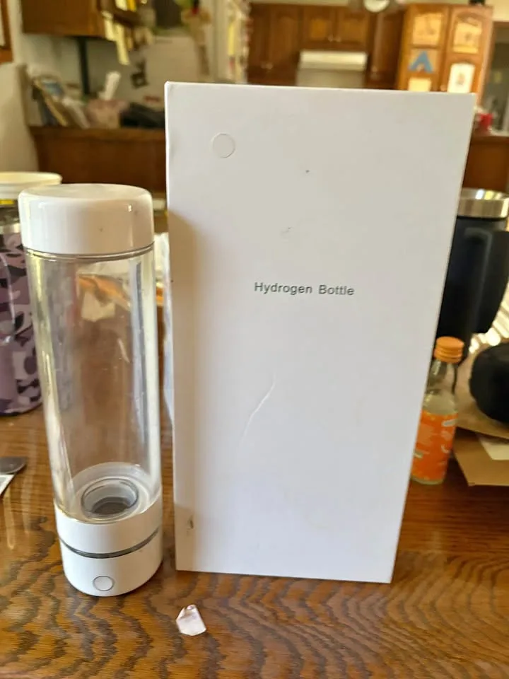 Hydrogen water bottle