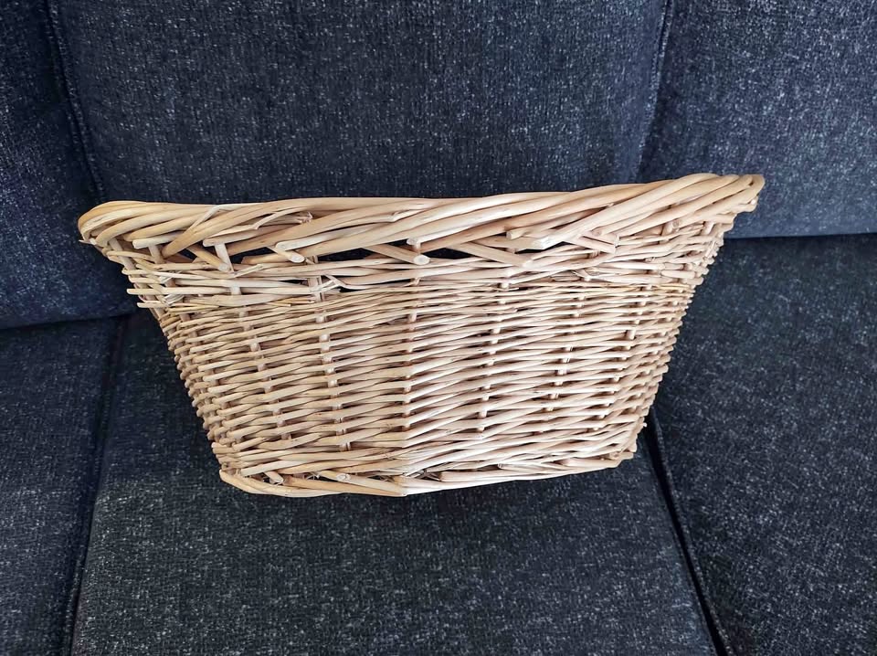 Wicker basket