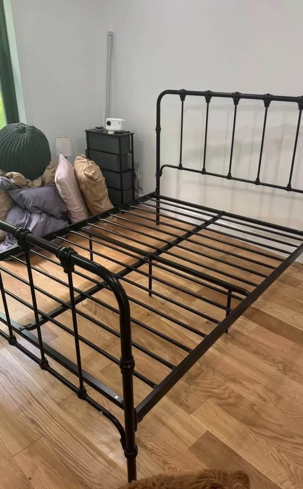 Full Size Metal Bed Frame image indicator(2)