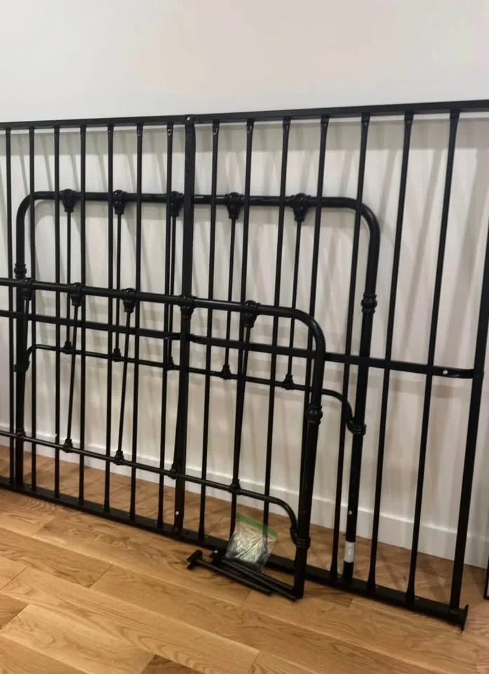 Full Size Metal Bed Frame image indicator(3)