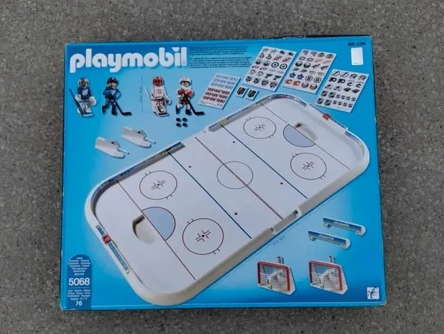 Playmobil NHL Arena Playset BNIB image indicator(2)
