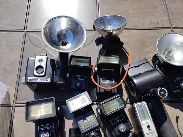 Vintage Collectible Cameras and Accessories image indicator(7)