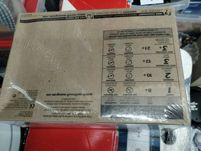Revell - #8 Dale Earnhardt, Jr. Monte Carlo image indicator(2)