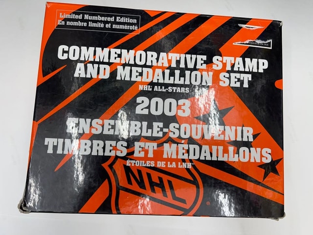 2003 CANADA NHL ALL STAR STAMP AND MEDALLION SET - photo 3