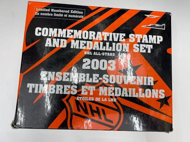 2003 CANADA NHL ALL STAR STAMP AND MEDALLION SET image indicator(3)