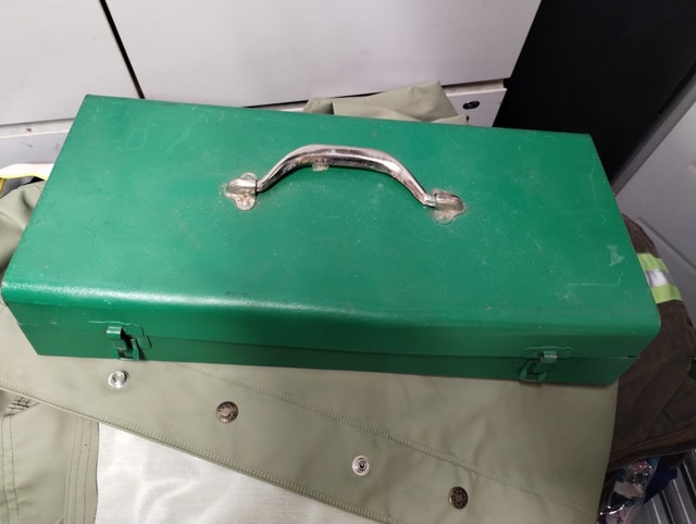 Greenlee 1904 Slug-Buster Ratchet Punch Driver Kit - photo 4