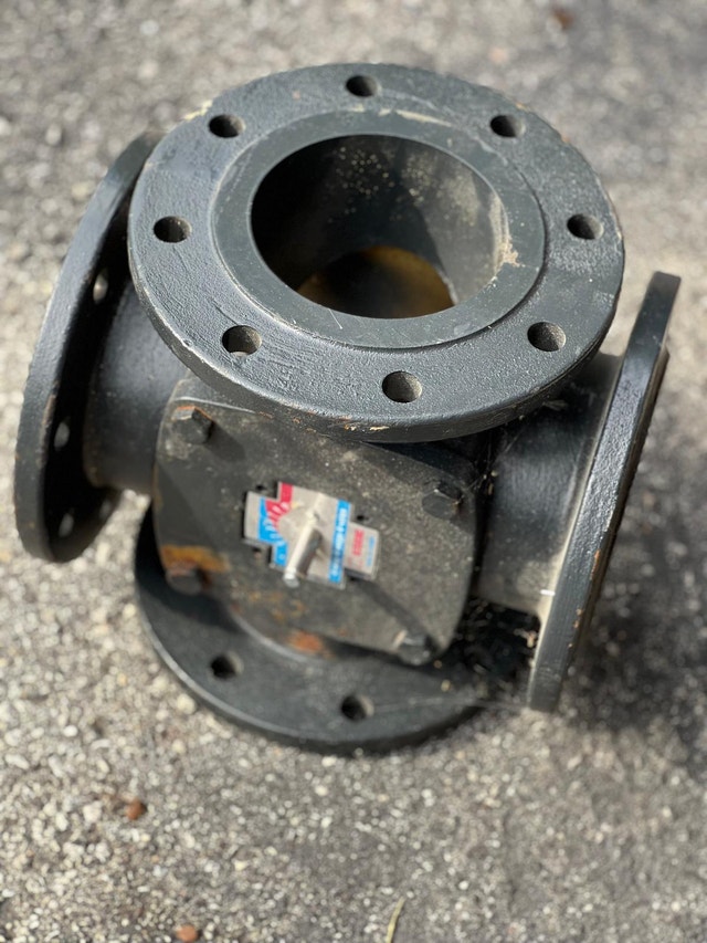 ESBE 4 WAY MIXING VALVE DN 125 PN6 CAST IRON 4 7/8" FLA