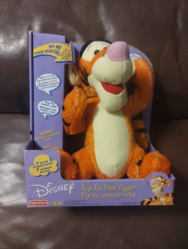 2001 Disney Fisher Price Tug-In-Time Tigger Brand New