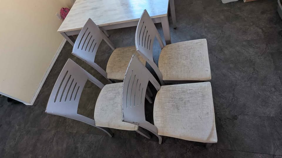 Dining table 4 chairs - photo 4